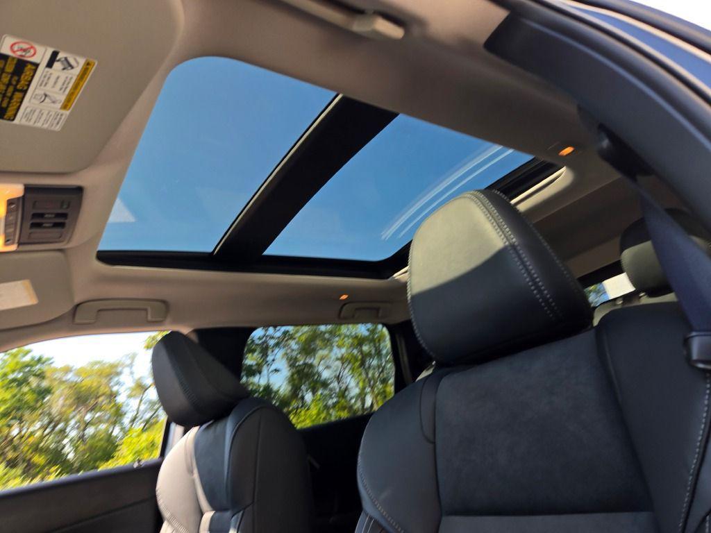 new 2025 Mitsubishi Outlander PHEV car, priced at $43,390