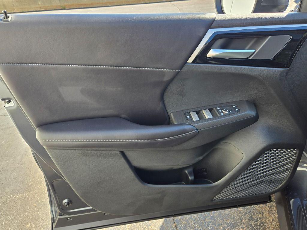 new 2025 Mitsubishi Outlander PHEV car, priced at $43,390