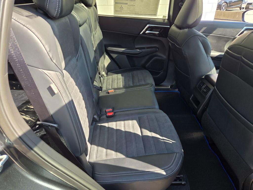 new 2025 Mitsubishi Outlander PHEV car, priced at $43,390