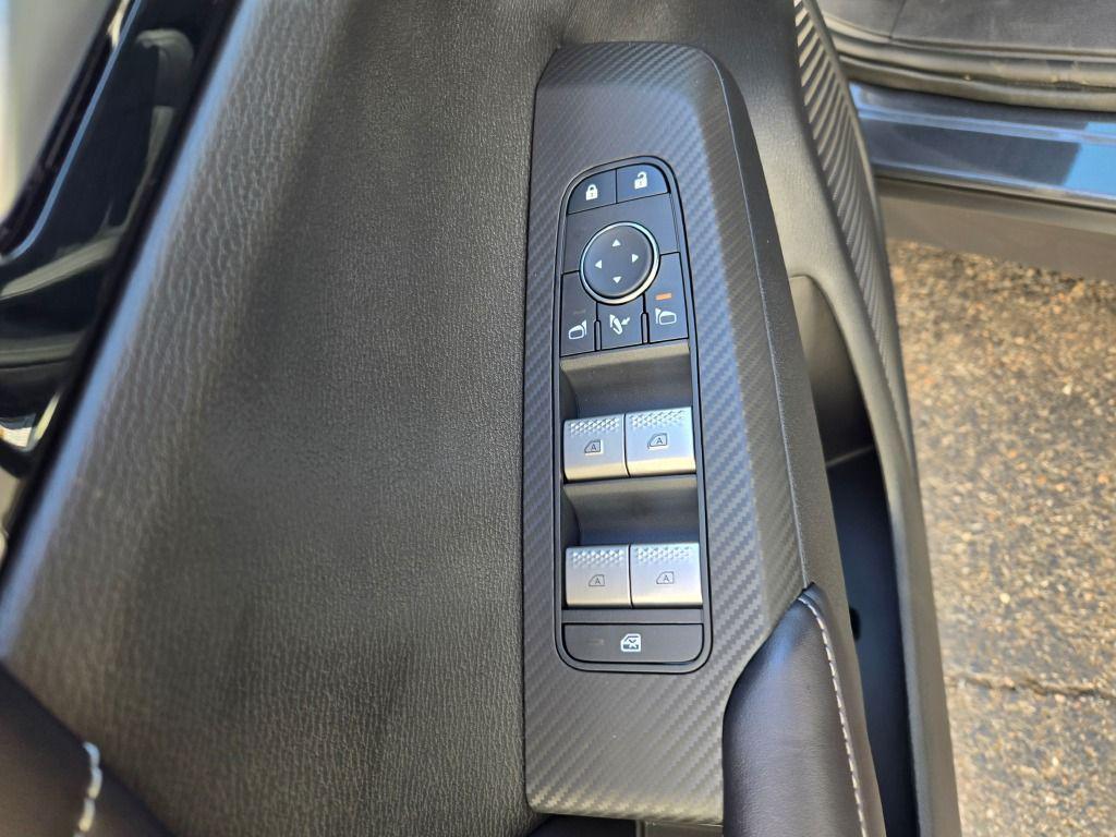 new 2025 Mitsubishi Outlander PHEV car, priced at $43,390