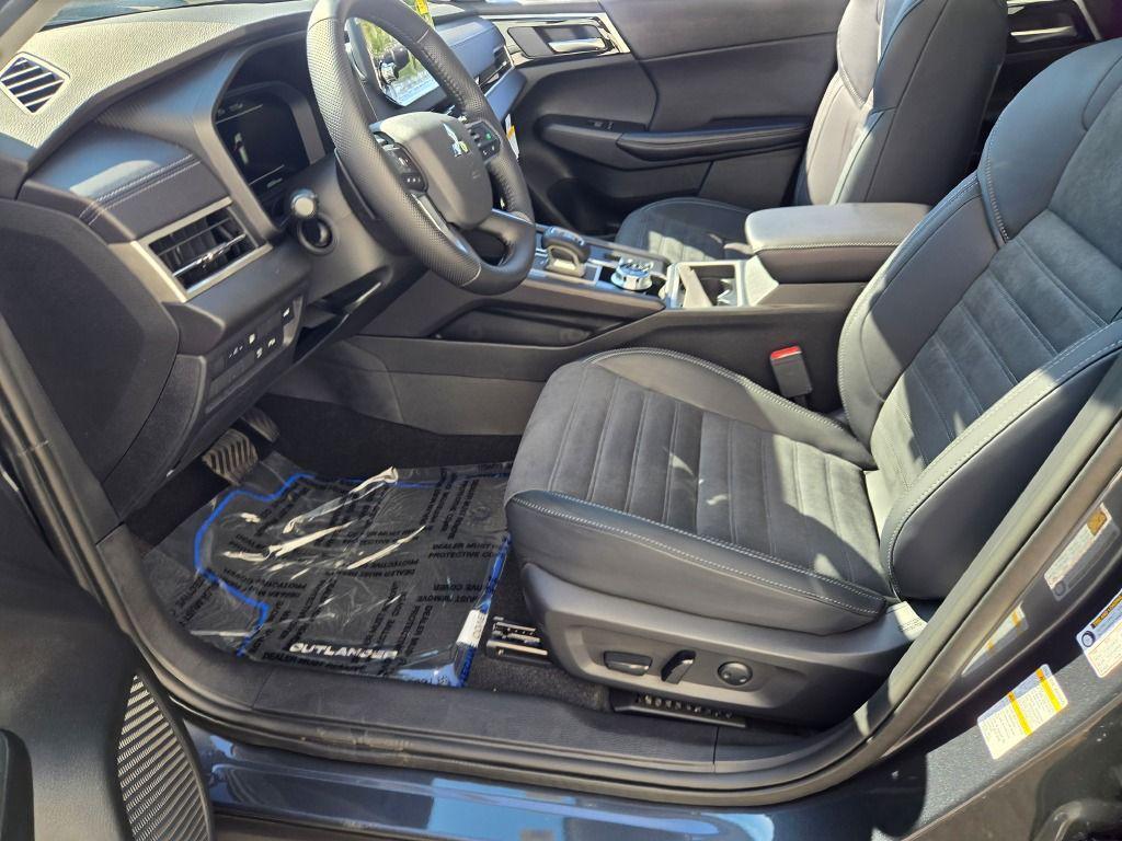 new 2025 Mitsubishi Outlander PHEV car, priced at $43,390