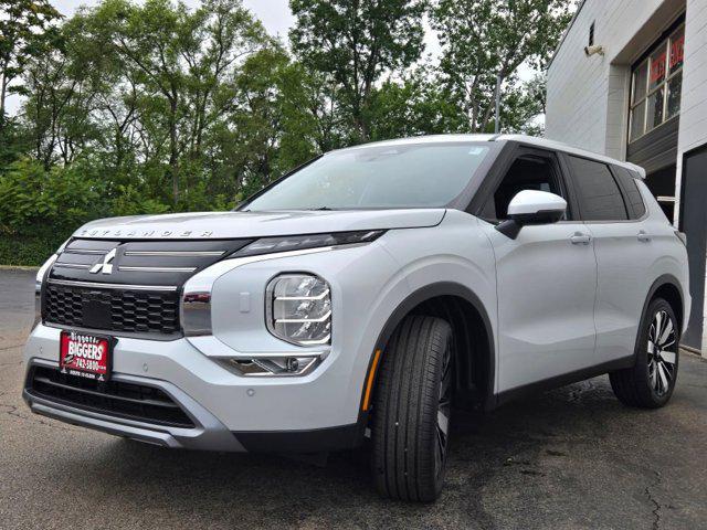 new 2025 Mitsubishi Outlander car, priced at $37,620