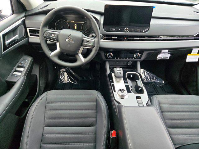 new 2025 Mitsubishi Outlander car, priced at $37,620