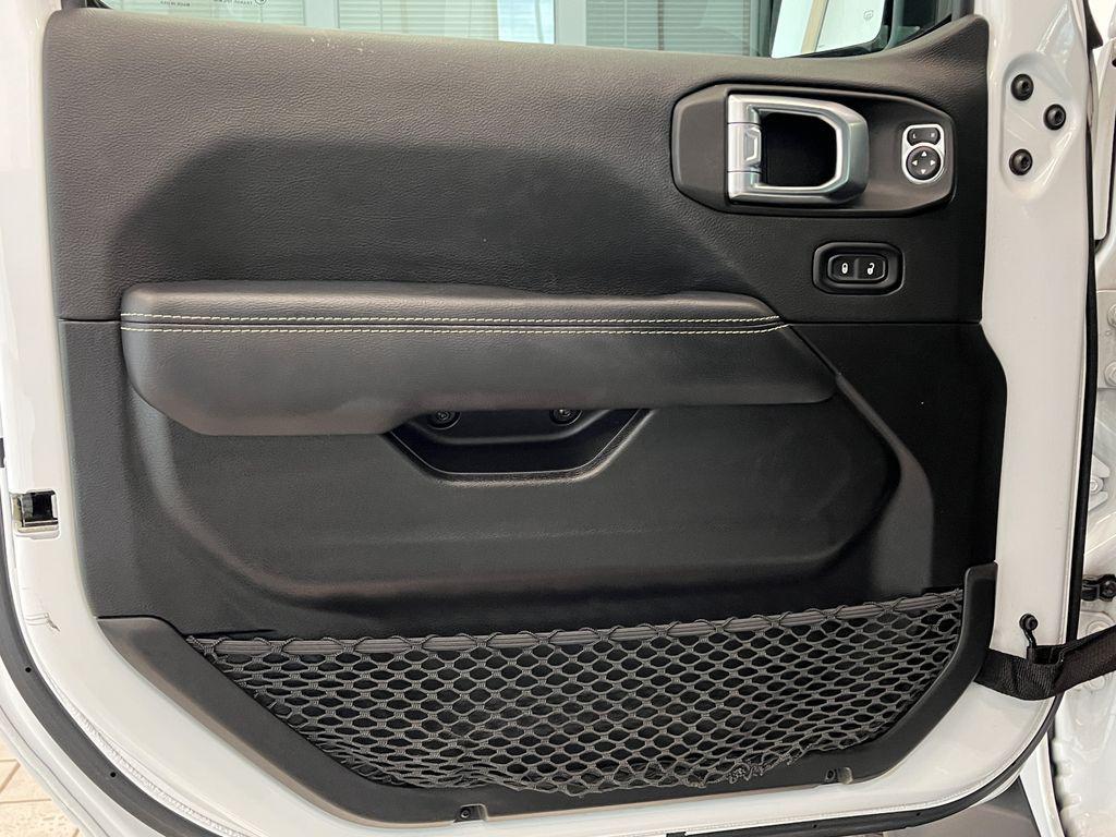 used 2021 Jeep Wrangler Unlimited car, priced at $32,990