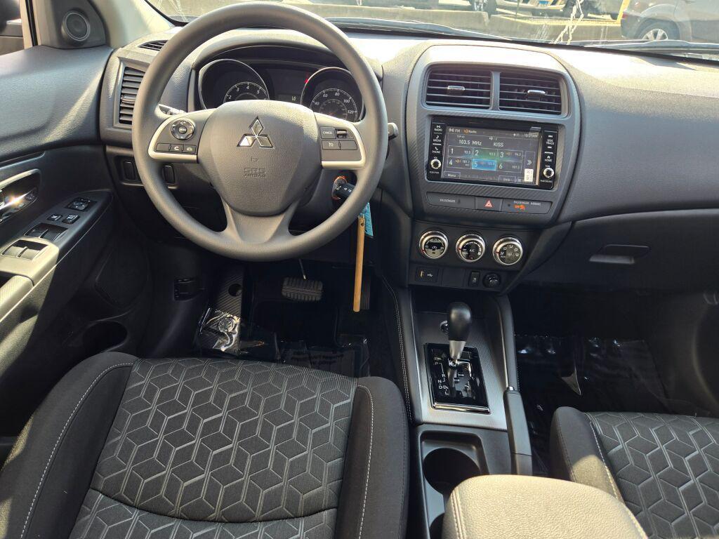 new 2025 Mitsubishi Outlander Sport car, priced at $28,086