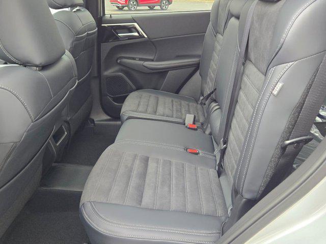 new 2025 Mitsubishi Outlander PHEV car, priced at $46,510