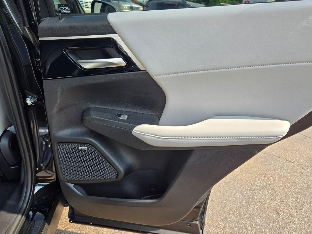 new 2025 Mitsubishi Outlander car, priced at $34,986