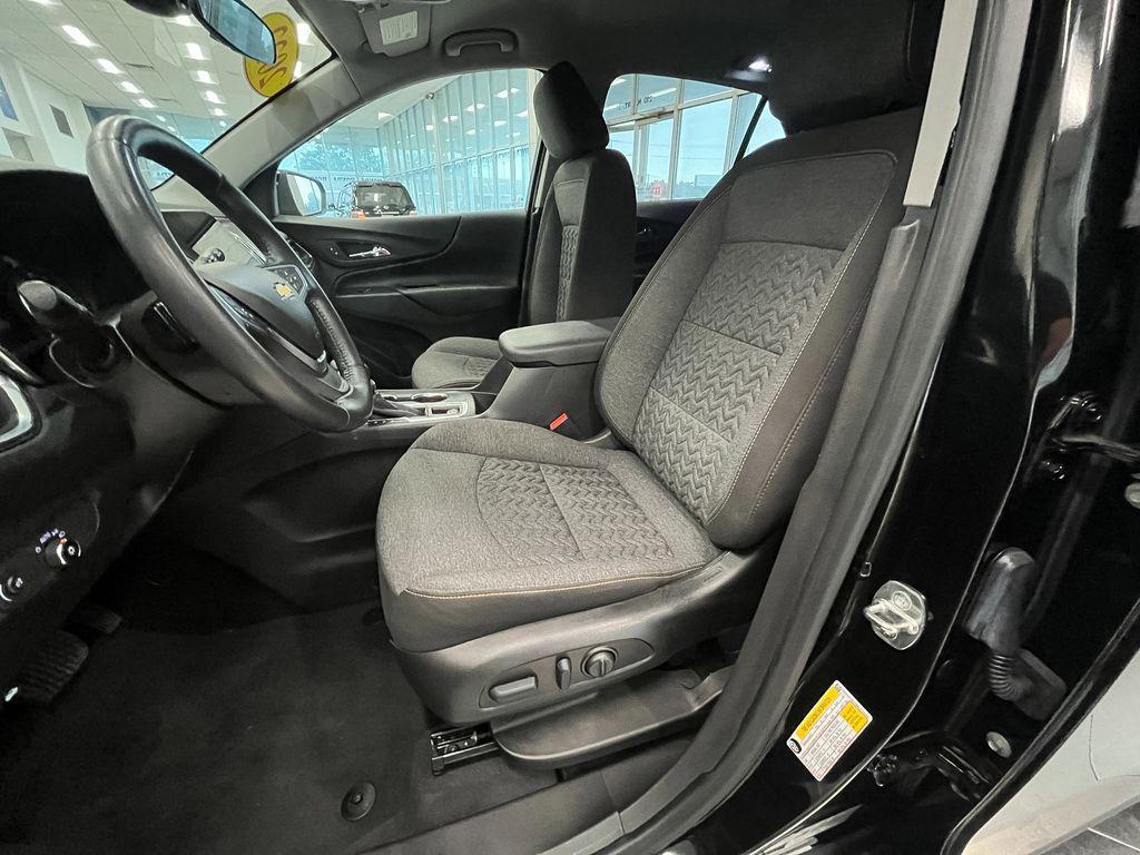 used 2022 Chevrolet Equinox car, priced at $21,990