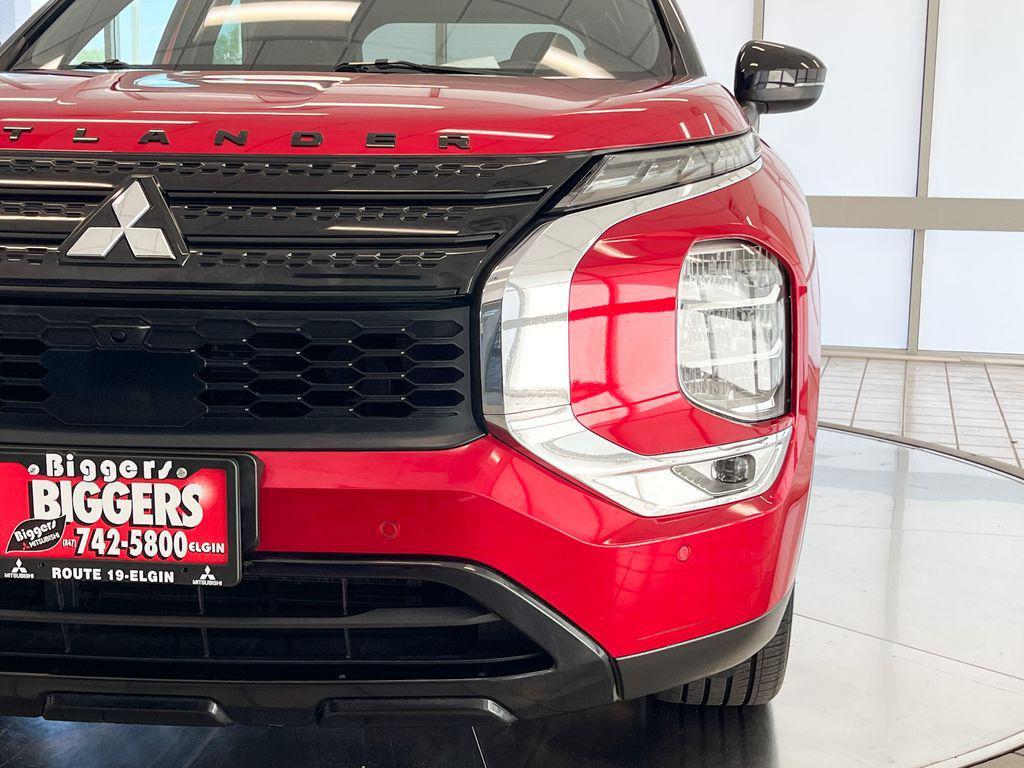 used 2022 Mitsubishi Outlander car, priced at $20,580