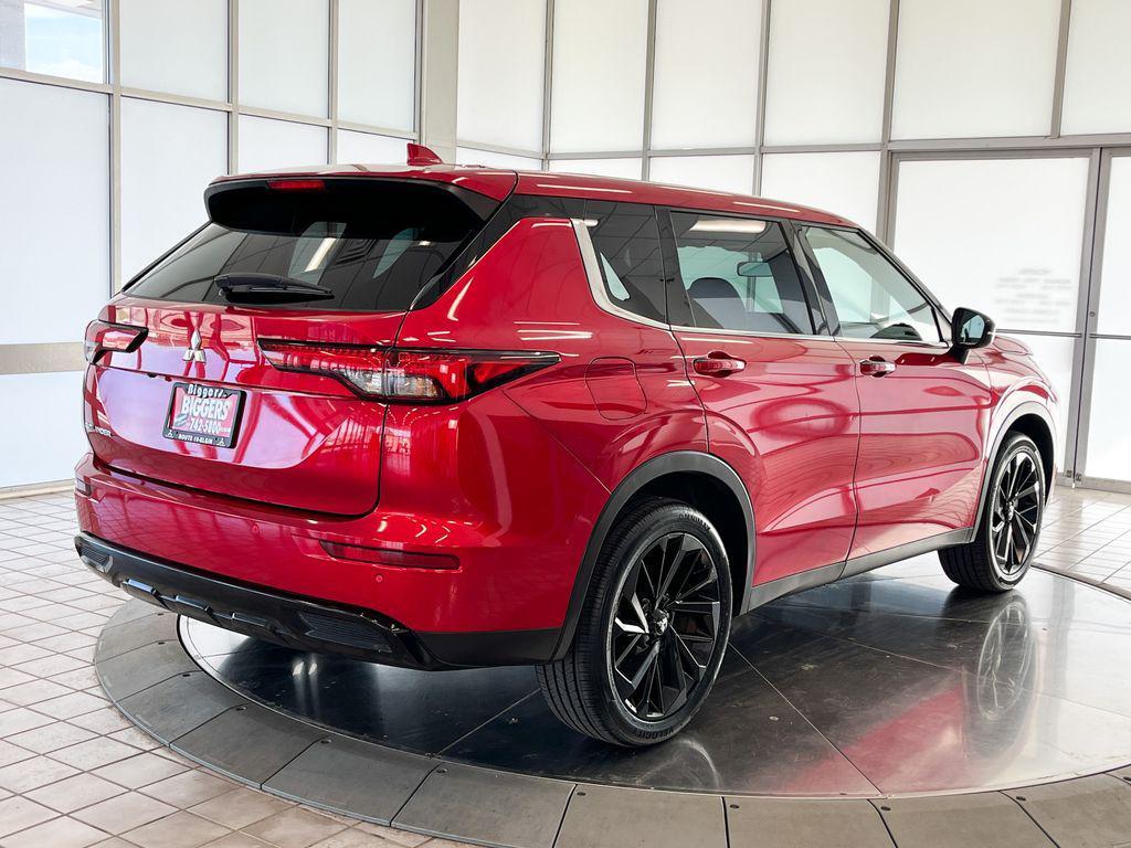 used 2022 Mitsubishi Outlander car, priced at $20,580