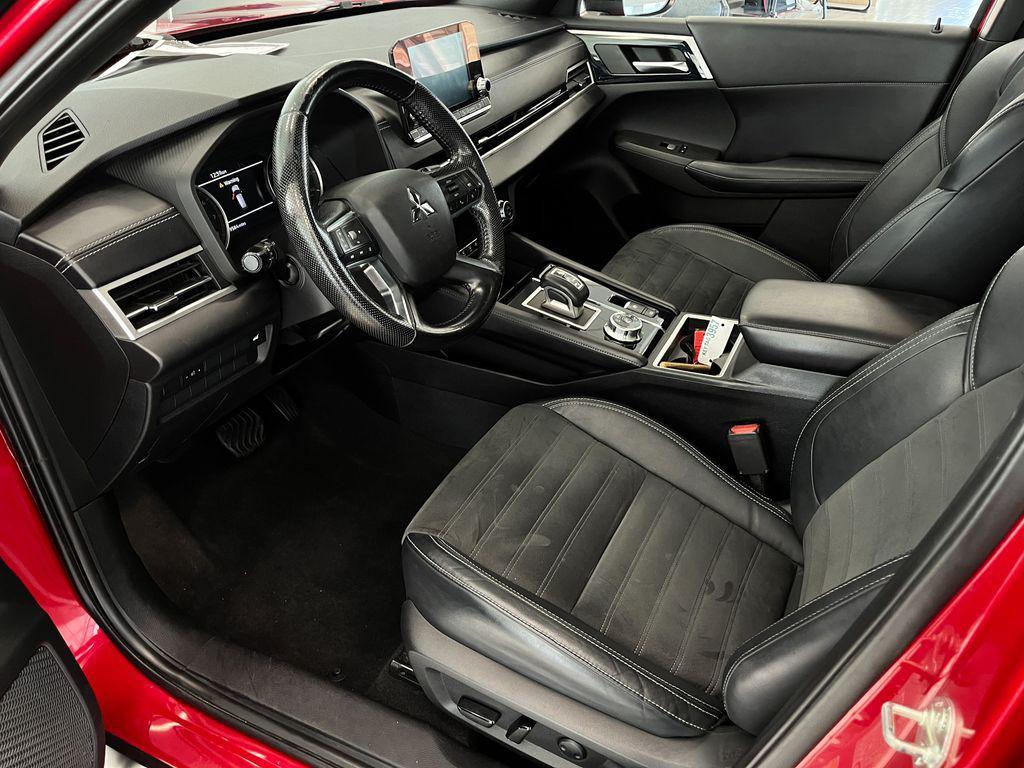 used 2022 Mitsubishi Outlander car, priced at $20,580