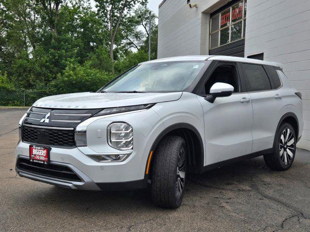 new 2025 Mitsubishi Outlander car, priced at $37,620