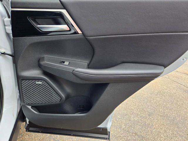 new 2025 Mitsubishi Outlander car, priced at $37,620