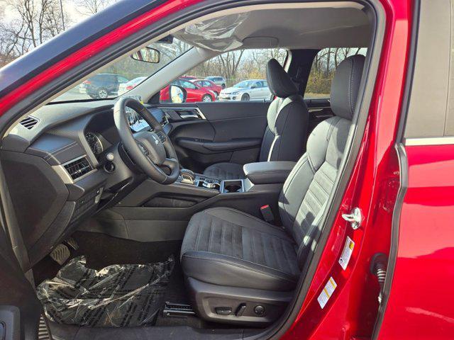 new 2024 Mitsubishi Outlander car, priced at $34,843