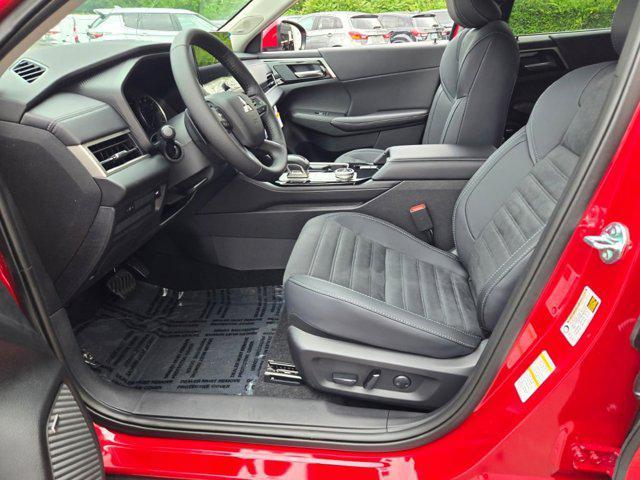 new 2025 Mitsubishi Outlander car, priced at $37,630