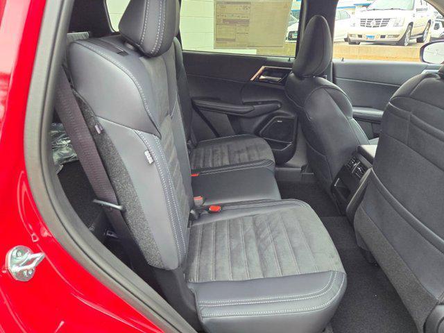 new 2025 Mitsubishi Outlander car, priced at $37,630