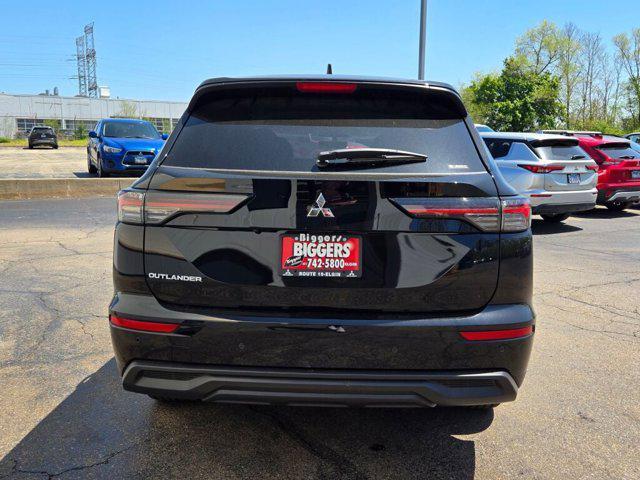 new 2025 Mitsubishi Outlander car, priced at $32,702
