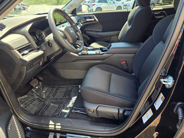new 2025 Mitsubishi Outlander car, priced at $32,953