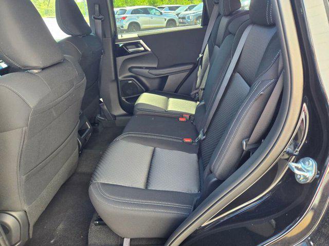 new 2025 Mitsubishi Outlander car, priced at $32,953