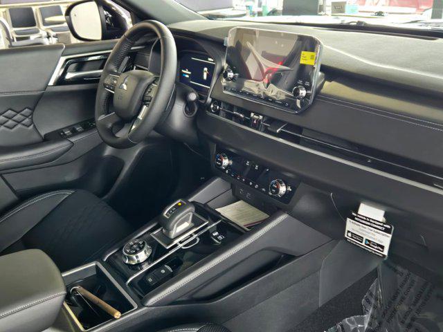 new 2025 Mitsubishi Outlander PHEV car, priced at $50,810