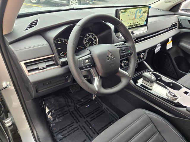 new 2025 Mitsubishi Outlander car, priced at $37,050
