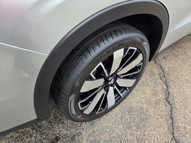 new 2025 Mitsubishi Outlander car, priced at $37,050