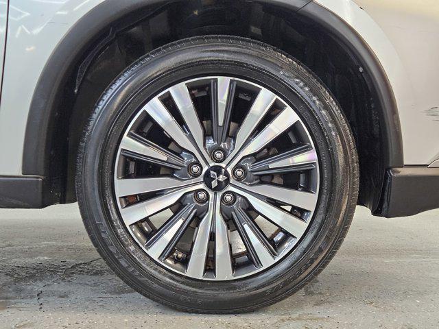 used 2020 Mitsubishi Outlander car, priced at $19,960