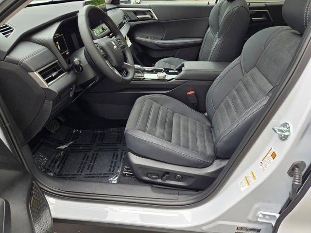 new 2025 Mitsubishi Outlander car, priced at $41,795