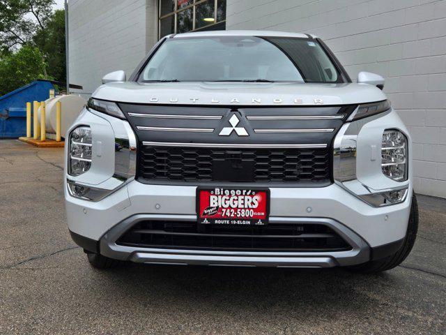 new 2025 Mitsubishi Outlander car, priced at $41,795