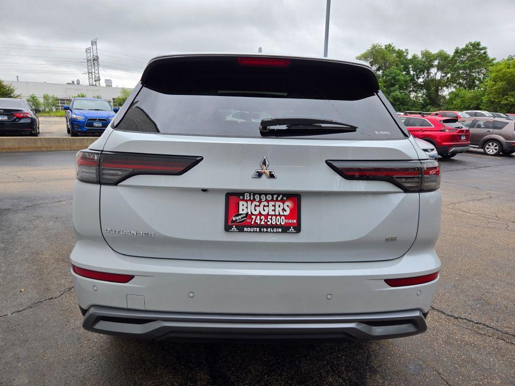 new 2025 Mitsubishi Outlander car, priced at $38,041