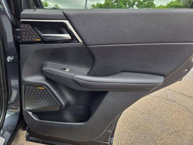 new 2025 Mitsubishi Outlander car, priced at $41,100