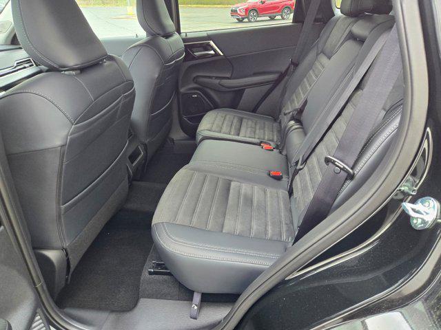 new 2025 Mitsubishi Outlander car, priced at $35,855