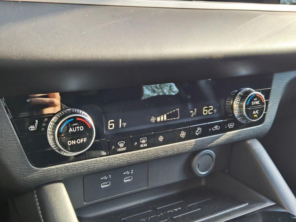 new 2025 Mitsubishi Outlander car, priced at $32,009