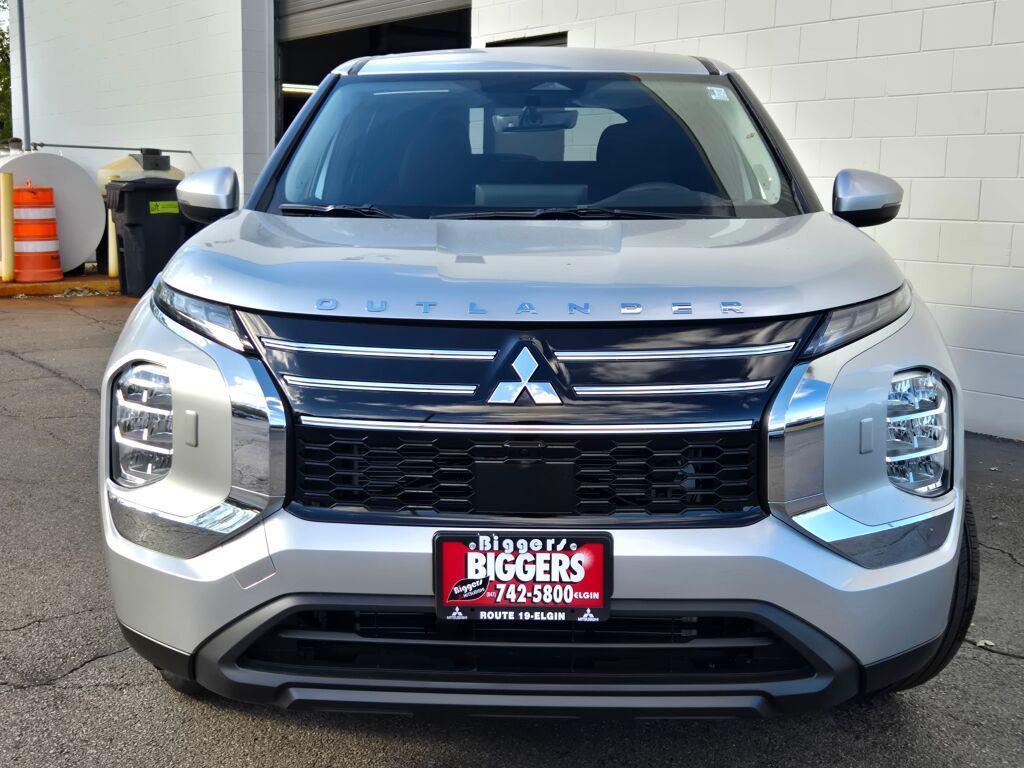 new 2025 Mitsubishi Outlander car, priced at $32,009