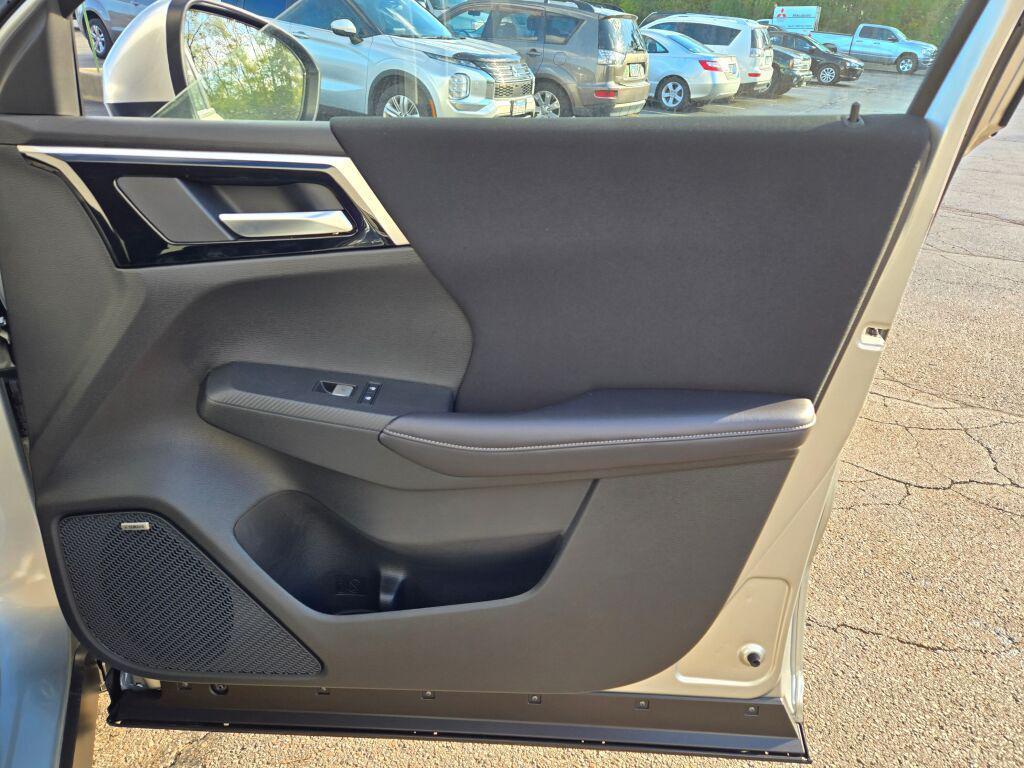 new 2025 Mitsubishi Outlander car, priced at $32,009