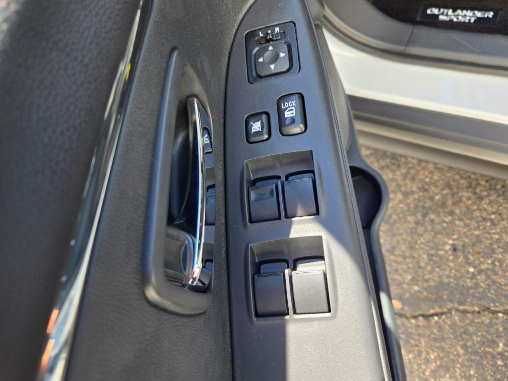 new 2025 Mitsubishi Outlander Sport car, priced at $28,033