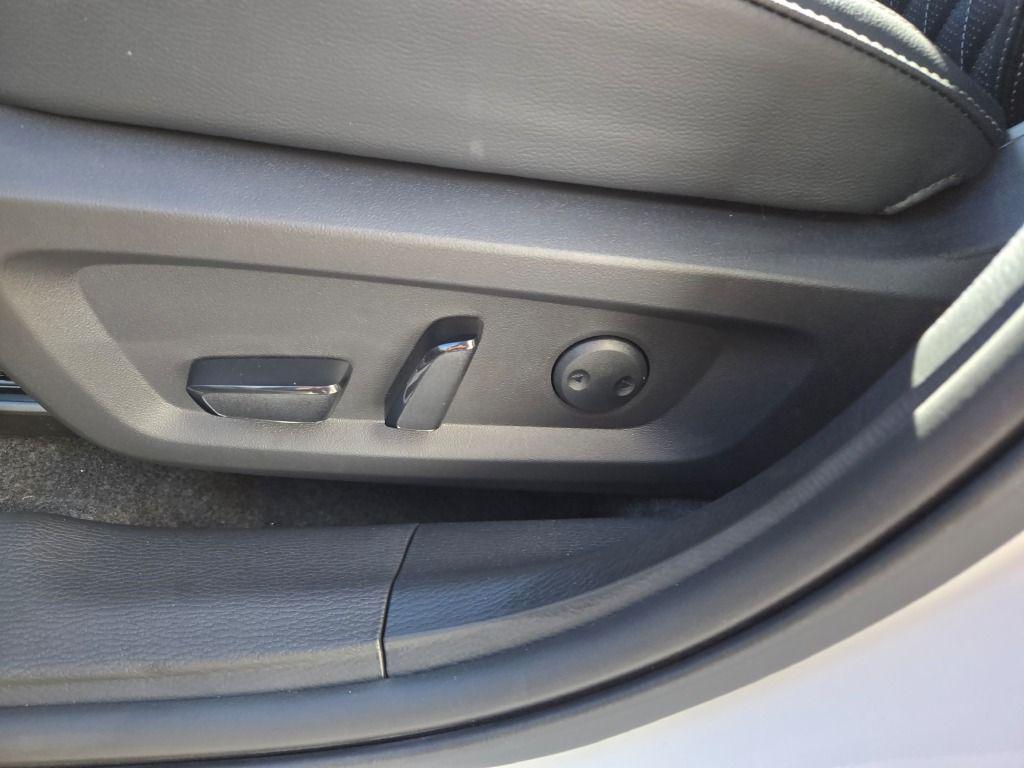 new 2025 Mitsubishi Outlander car, priced at $38,880