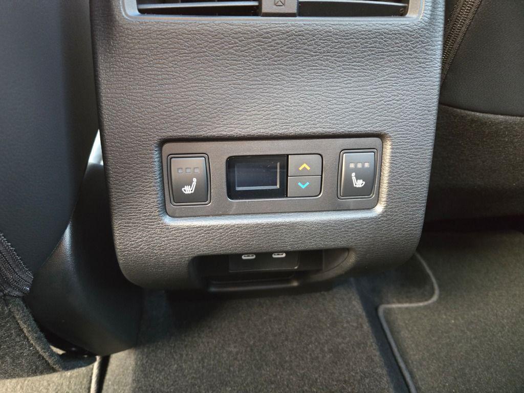 new 2025 Mitsubishi Outlander car, priced at $38,880