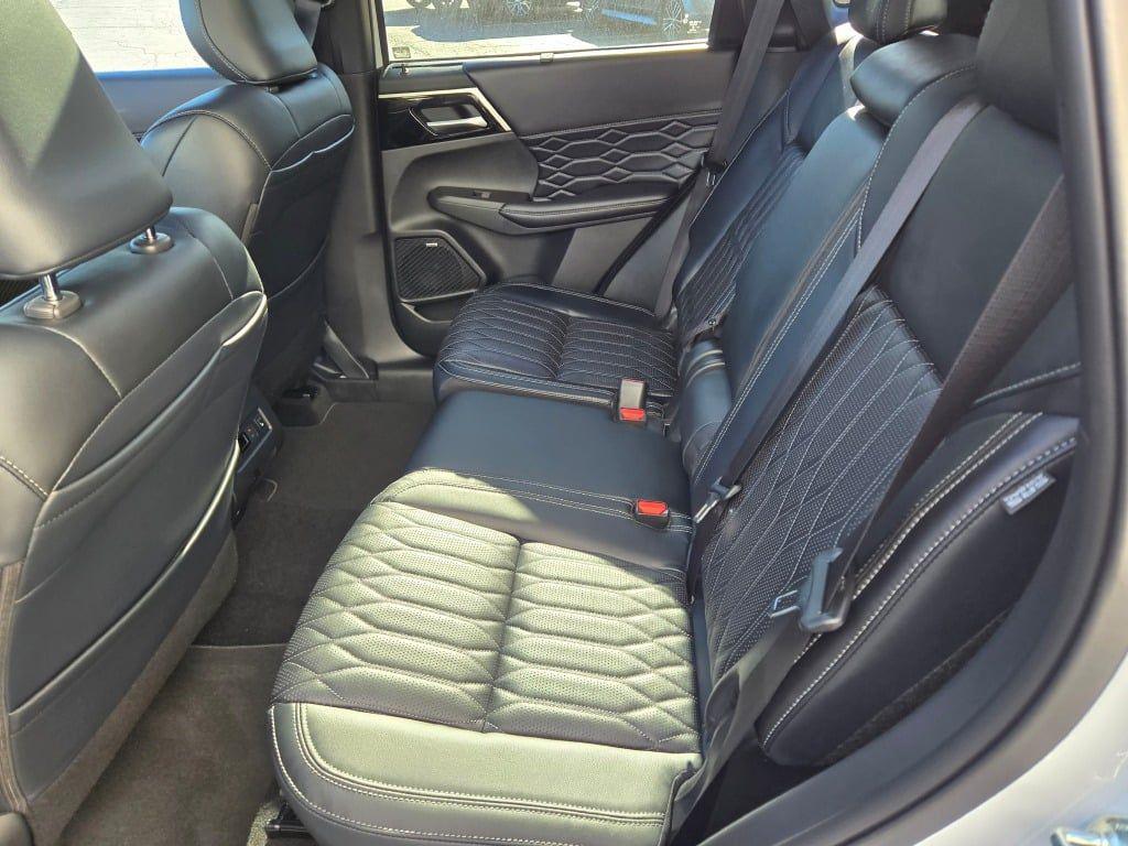 new 2025 Mitsubishi Outlander car, priced at $38,880