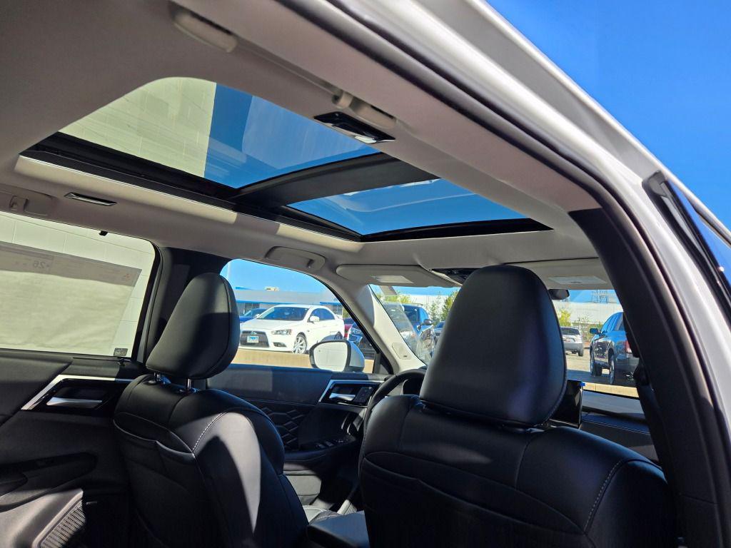 new 2025 Mitsubishi Outlander car, priced at $38,880