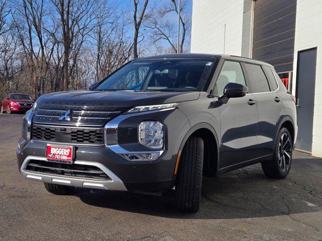 new 2024 Mitsubishi Outlander car, priced at $34,648