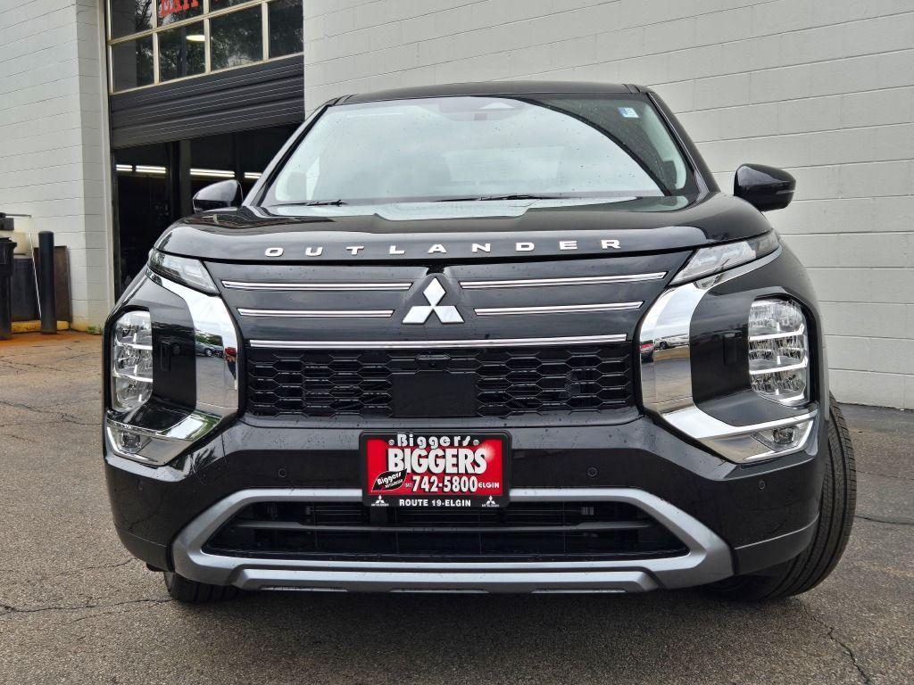 new 2025 Mitsubishi Outlander car, priced at $38,041