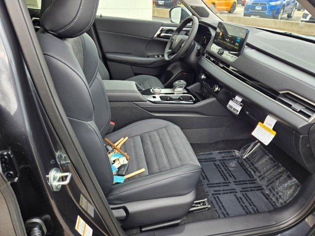 new 2025 Mitsubishi Outlander car, priced at $38,401