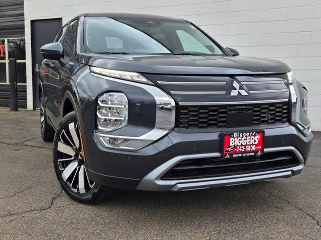 new 2025 Mitsubishi Outlander car, priced at $38,401