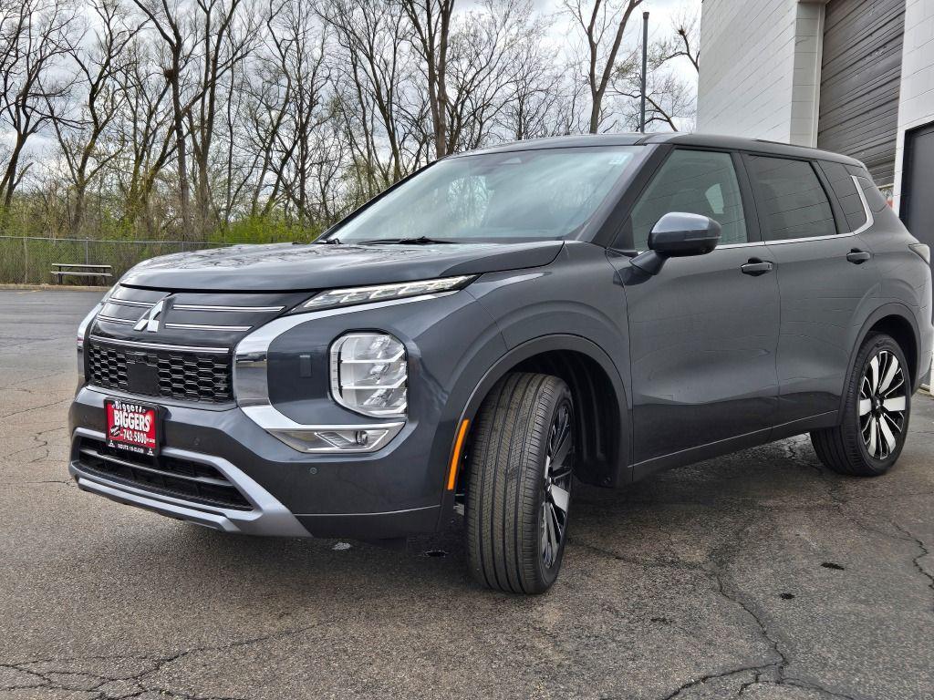 new 2025 Mitsubishi Outlander car, priced at $36,106