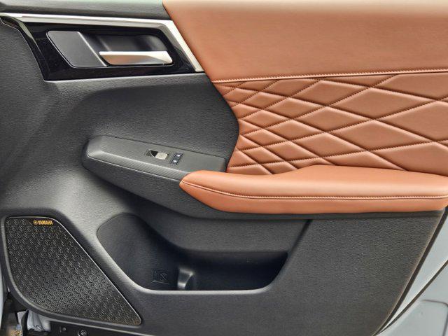 new 2025 Mitsubishi Outlander car, priced at $43,528