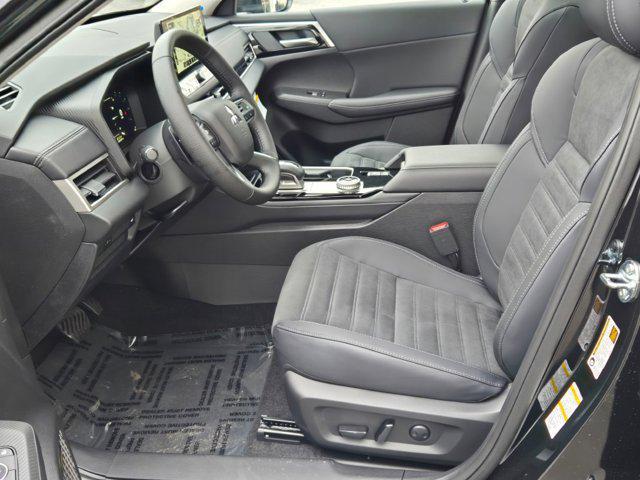new 2025 Mitsubishi Outlander car, priced at $38,696