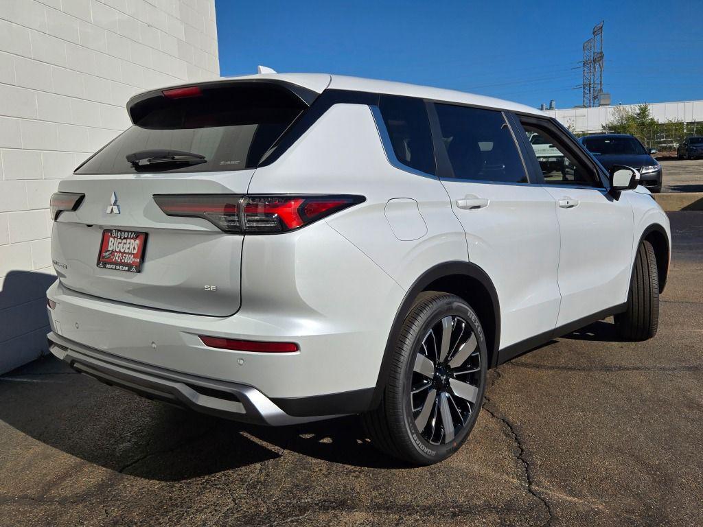 new 2025 Mitsubishi Outlander car, priced at $36,852