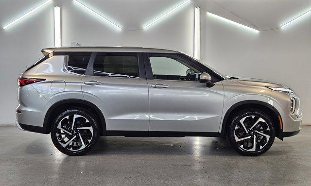 used 2024 Mitsubishi Outlander car, priced at $28,870