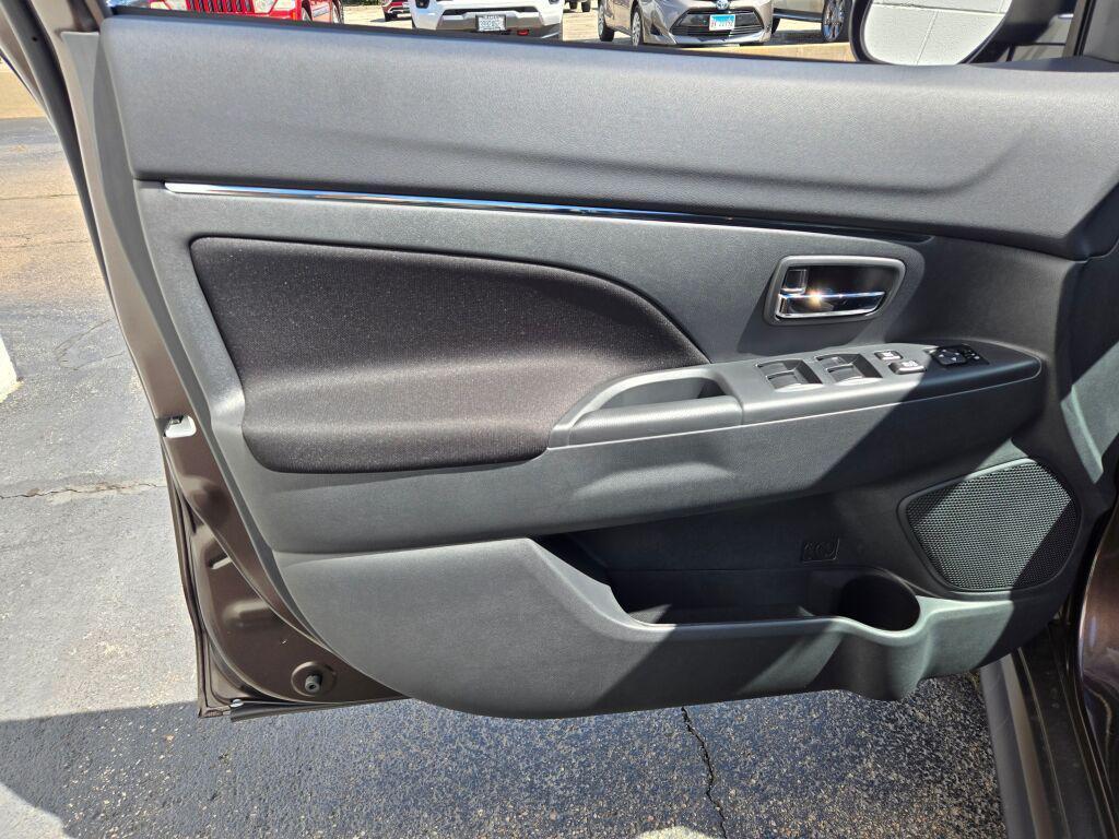 new 2025 Mitsubishi Outlander Sport car, priced at $28,741